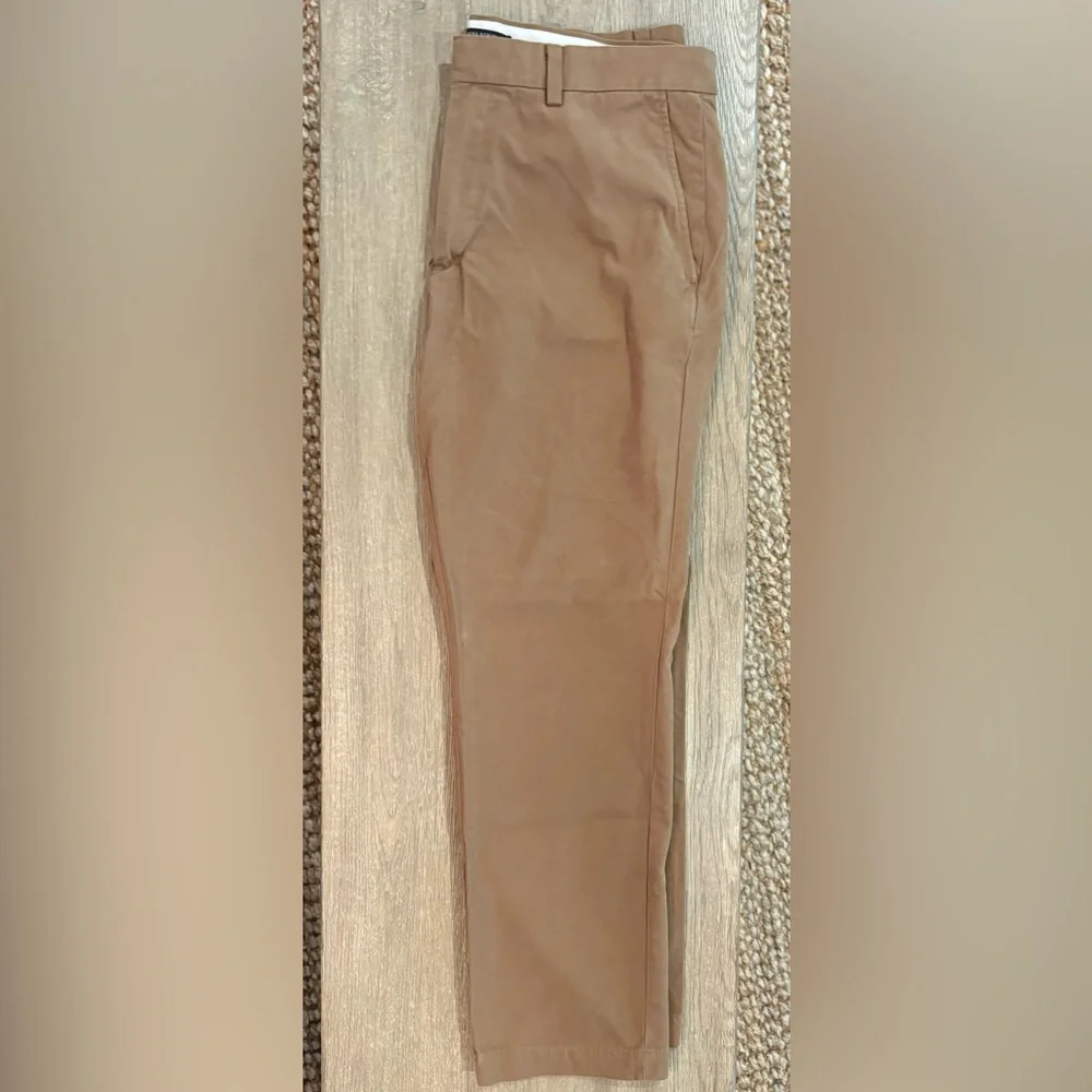 BANANA REPUBLIC • Men's Aiden Chino • Size 34/30 - Picture 3 of 5